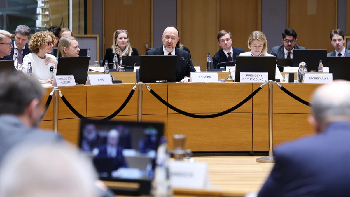 Brksel'de alarm zirvesi! Avrupa gvenlii masada