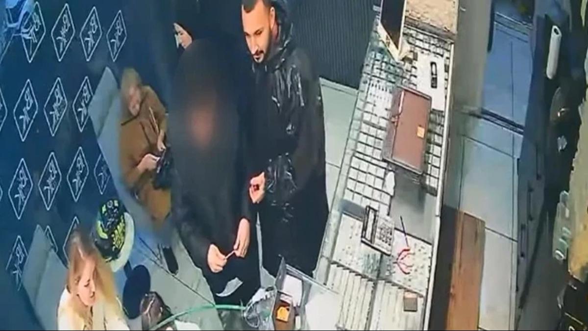 Evindeki altın hırsızı kocası çıktı! Tıraş olurken yakalandı, 'kumar için yaptım' dedi