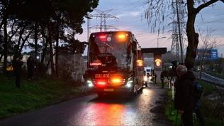 Galatasaray, derbi iin yola kt