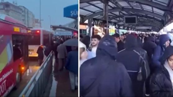 Yine metrobüs arızası yine uzun kuyruklar