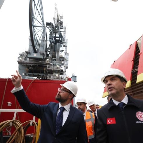 Karadeniz'de yeni keşiflere hız verildi! 6. sondaj gemisi de yolda