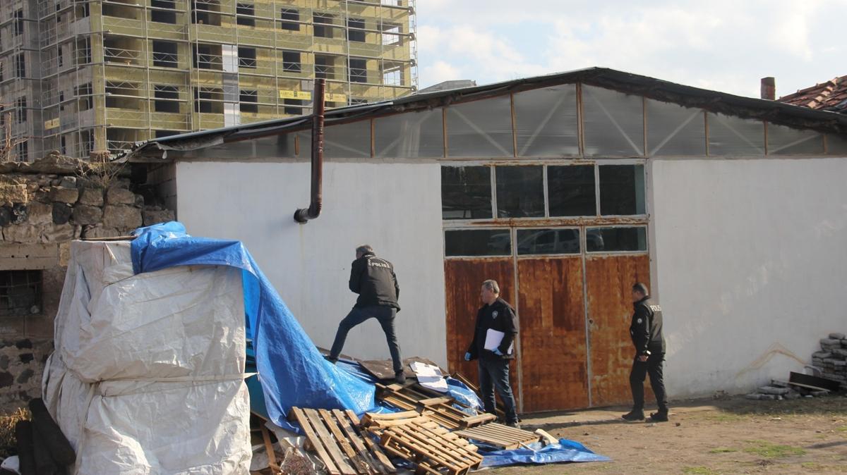 Kayseri'de ac lm: Soba borusuna tel takmak isterken hayatn kaybetti