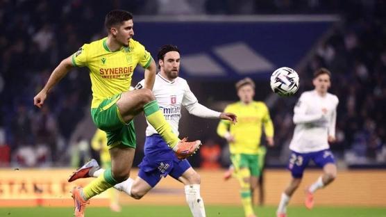 Lyon, 3 golle kazand