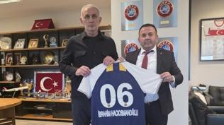 MKE Ankaragc Bakan, brahim Hacosmanolu'nu ziyaret etti