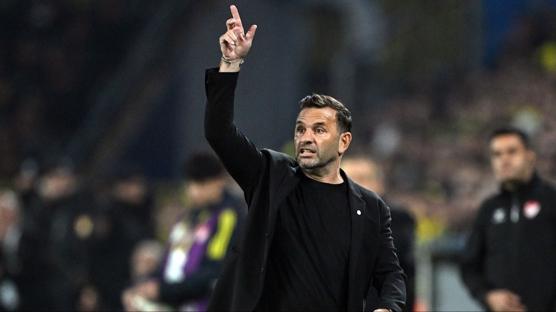 Okan Buruk, Fenerbahe derbisine 3 deiiklikle kt