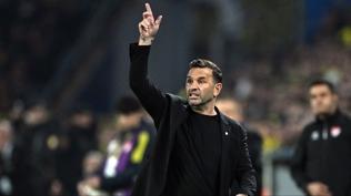 Okan Buruk, Fenerbahçe derbisine 3 değişiklikle çıktı