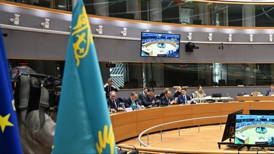 AB ile Kazakistan arasnda vize kolayl mzakeresi