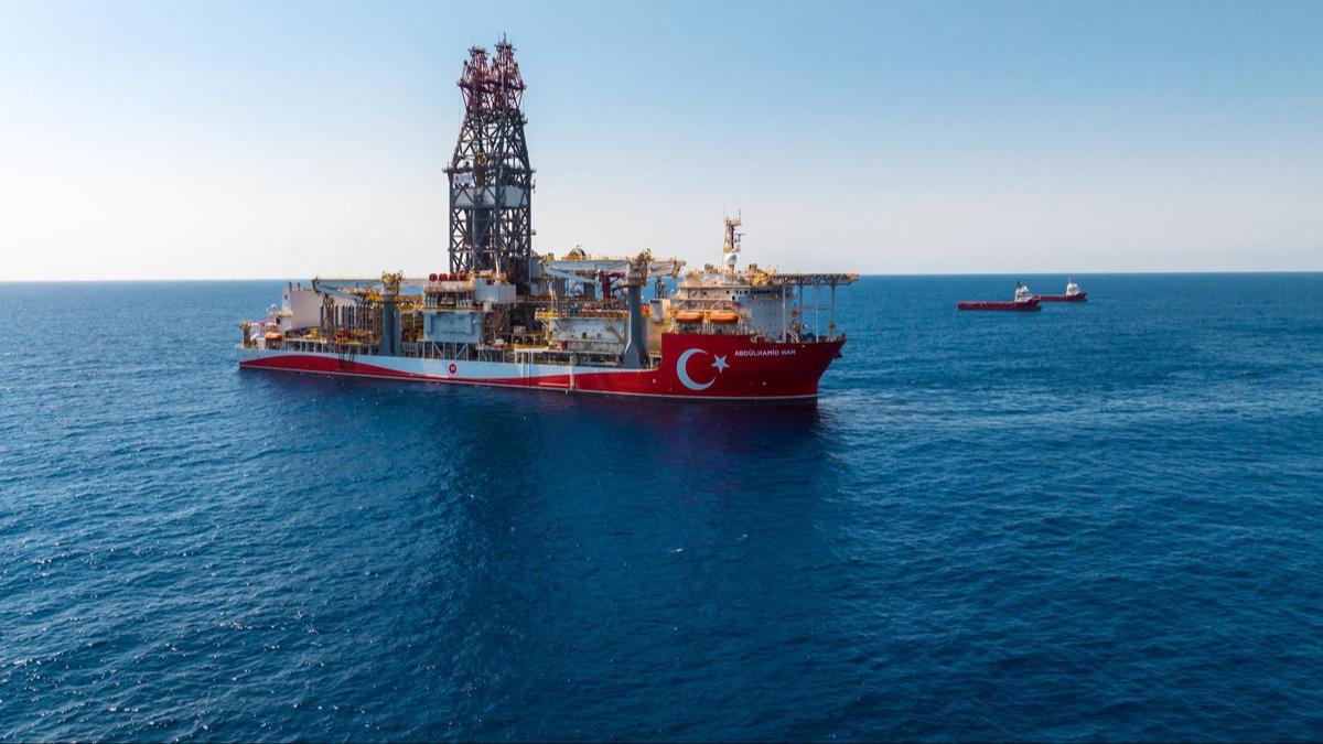 Bakan Bayraktar kritik anlamay duyurdu: Dost lkede petrol aranacak