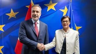 Bakan Fidan, AB Komiseri Marta Kos ile bir araya geldi