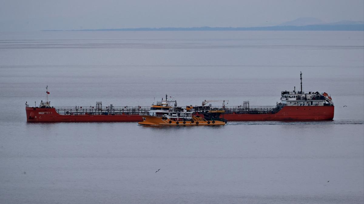 Ukrayna'dan Karadeniz'de saldrya urayan VIDVOLGA 2 gemisine ilikin aklama 