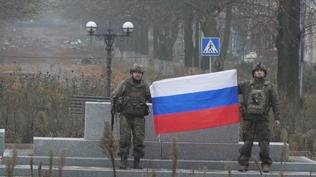 Yeni bölge ele geçirildi! Şehre Rus bayrağı asıldı