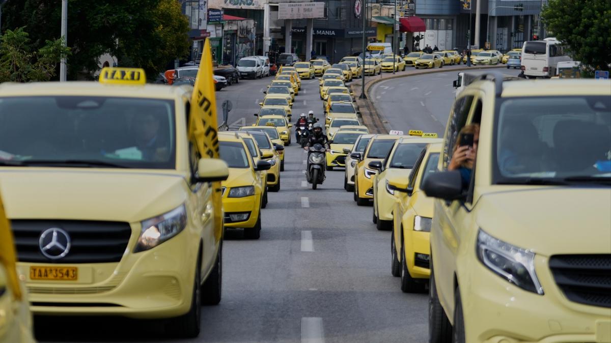 Yunanistan'da taksiciler kontak kapatt 