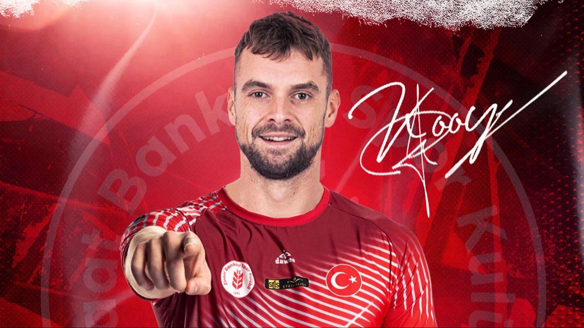 Ziraat Bankkart'tan takviye: Dick Kooy