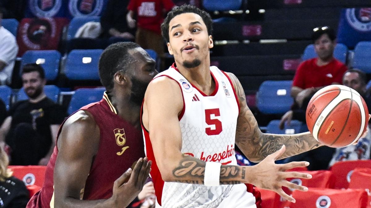 Baheehir Koleji yarn sahasnda  Neptunas' arlayacak