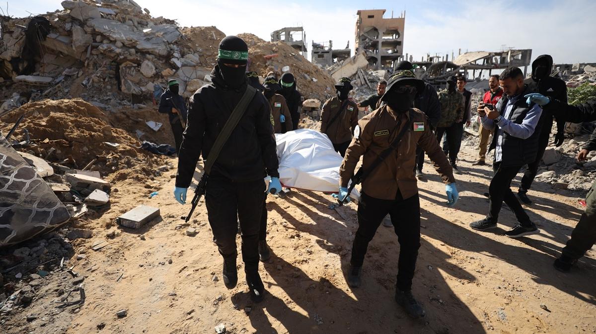 Soykrmc srail'den sava suu: Filistinlilerin cesetleri rmeye terk edildi