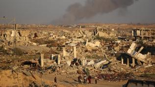 Soykırımcıdan ateşkes ihlali: Filistinlilerin evleri bombalandı