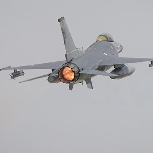 38 adet F-16 iin onay