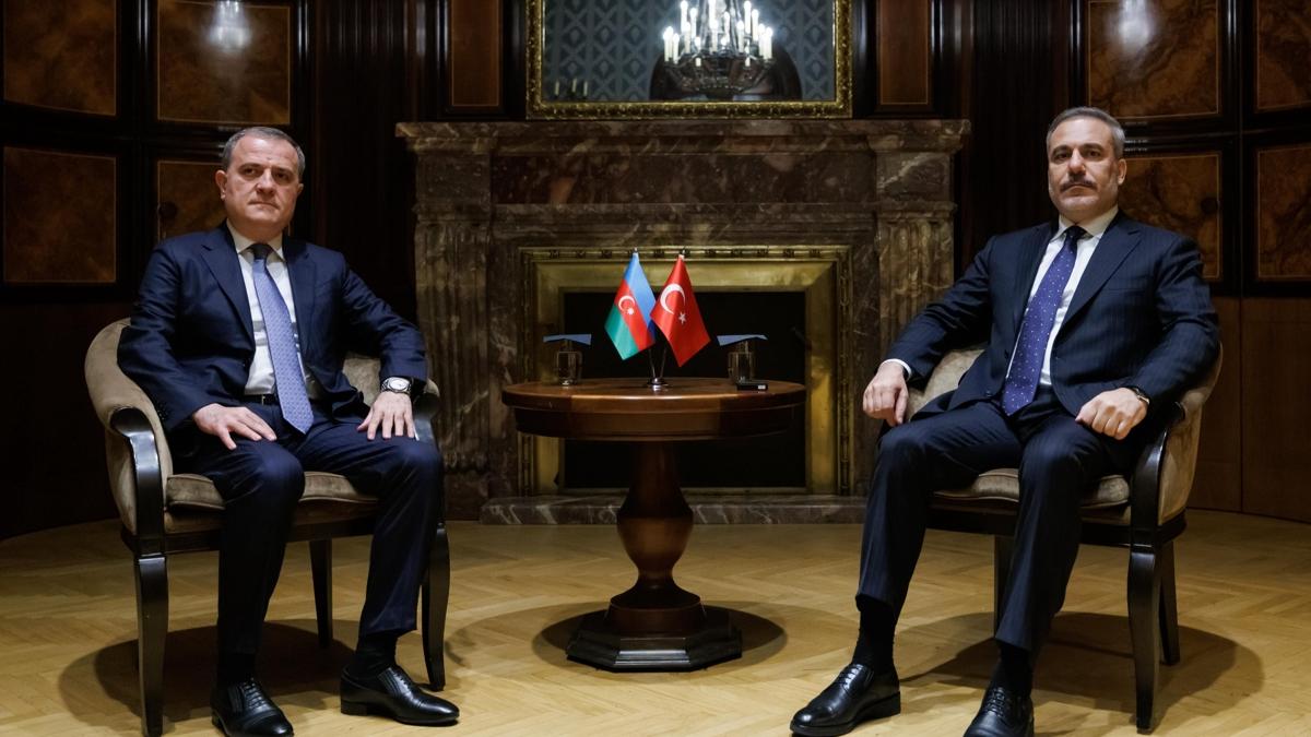 Bakan Fidan, Bayramov ile bir araya geldi