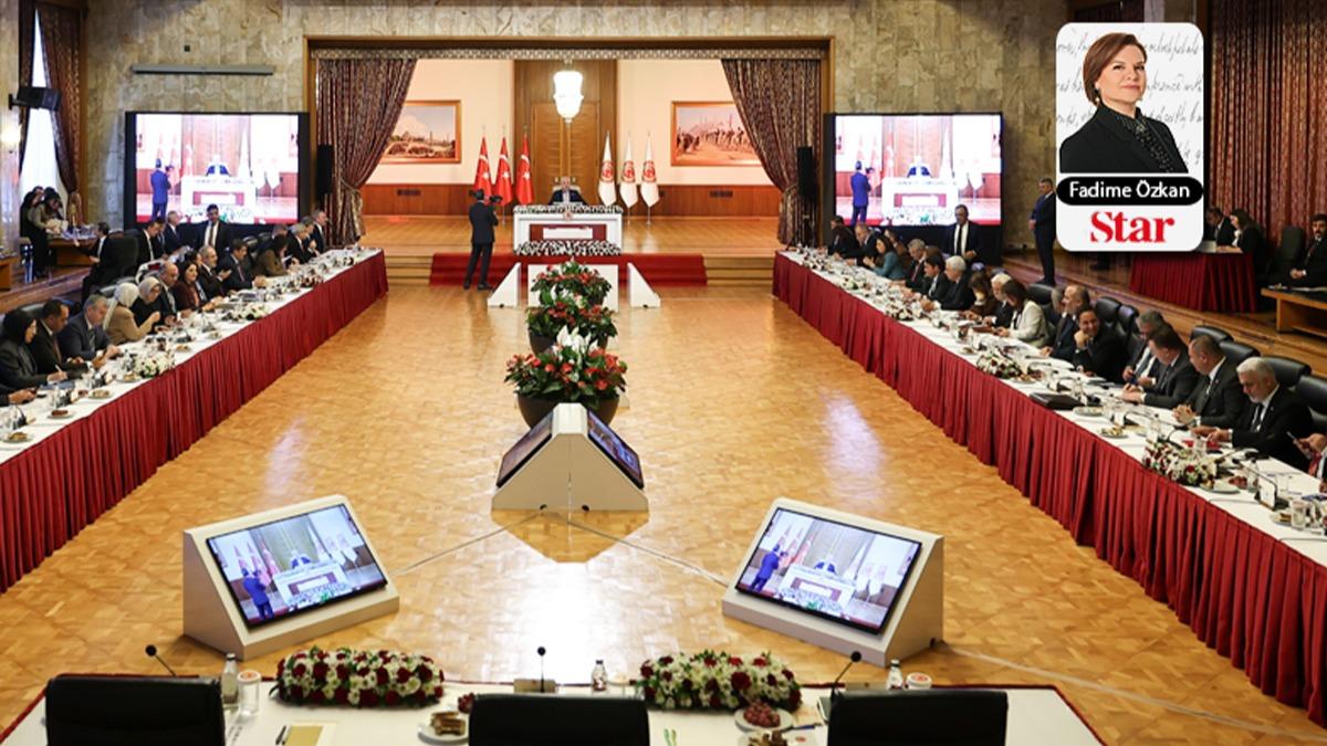 Ban keskin kenar parlad...