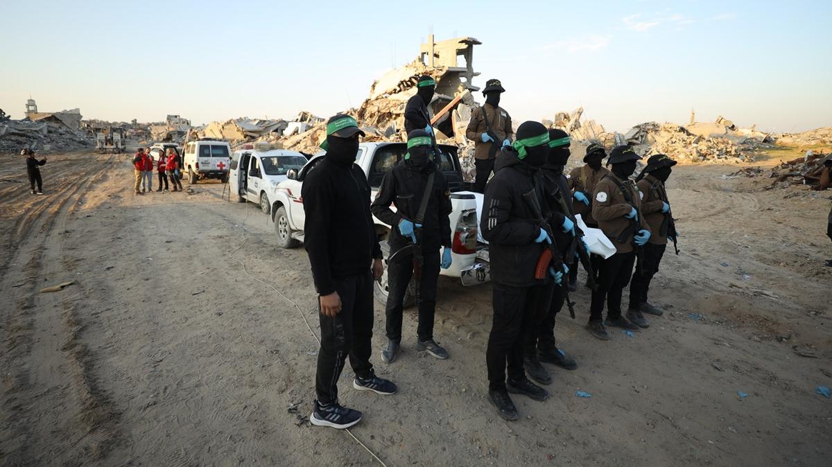 Gazze'de sadece bir srailli esirin cesedi kald