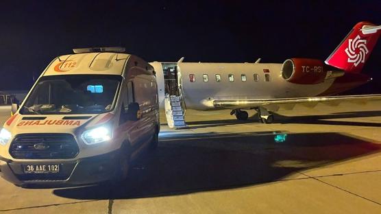 Kars'ta solunum sknts eken bebee ambulans uak yetiti: Ankara'ya sevk edildi