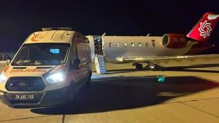 Kars'ta solunum sknts eken bebee ambulans uak yetiti: Ankara'ya sevk edildi