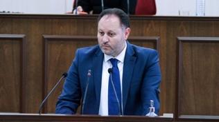 KKTC Cumhuriyet Meclisi Bakan ztrkler:  Trk askerinin adadan ayrlmas sz konusu deildir