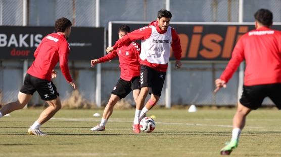 Sivasspor, stanbulspor mesaisine balad