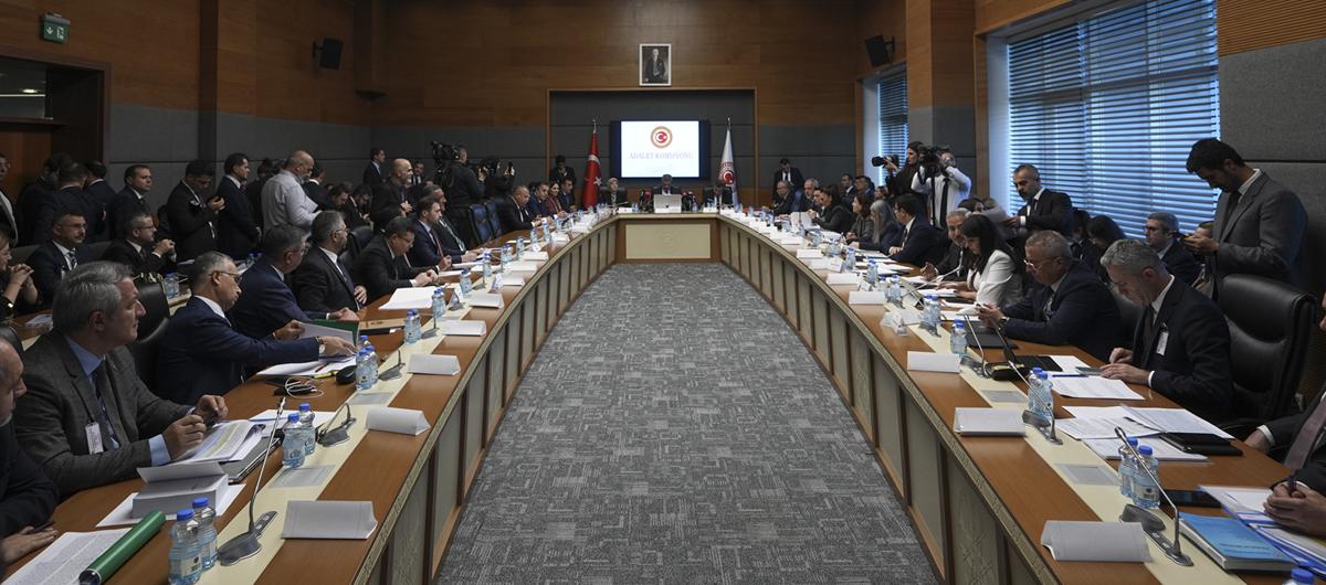 11. Yarg Paketi kabul edildi! AK Parti'nin nergesiyle kritik deiiklikler