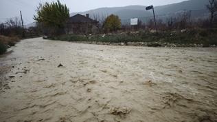 Antalya sele teslim: Cadde ve sokaklar gle dnd