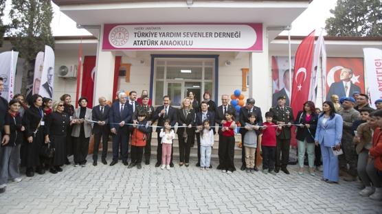 Asrn felaketinin yaralar sarlyor: Anaokulu eitime balad