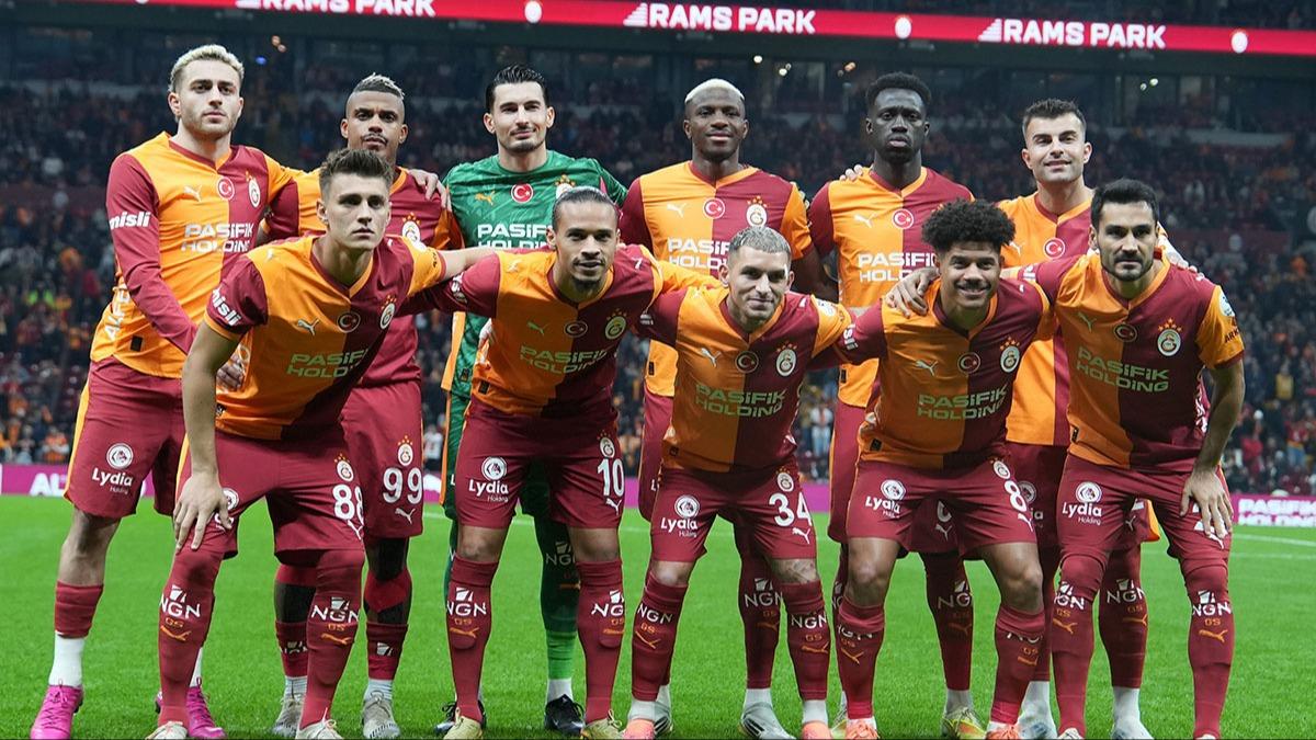 Galatasaray'a kt haber! Yldz oyuncu ikinci yarya kamad