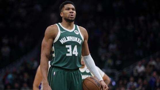 Giannis Antetokounmpo'dan kt haber!