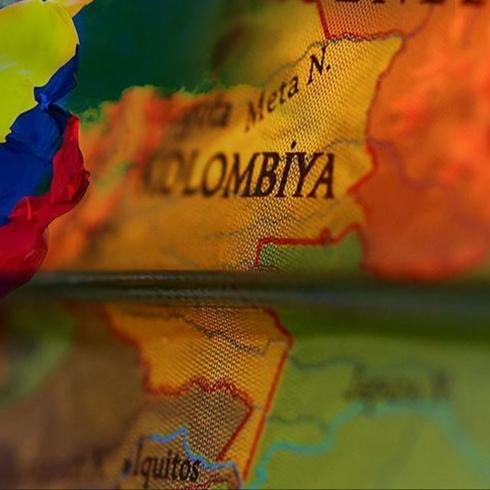 Katar'da tarihi gn! Kolombiya ve silahl rgt Clan del Golfo bar karar ald