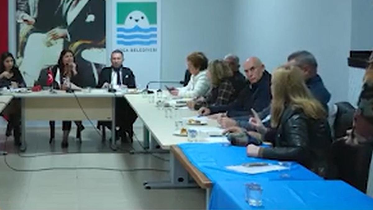 CHP'li bakan ve CHP'li ye birbirine girdi