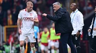 Thomas Reis: Net penaltyd! Skandal bir karard