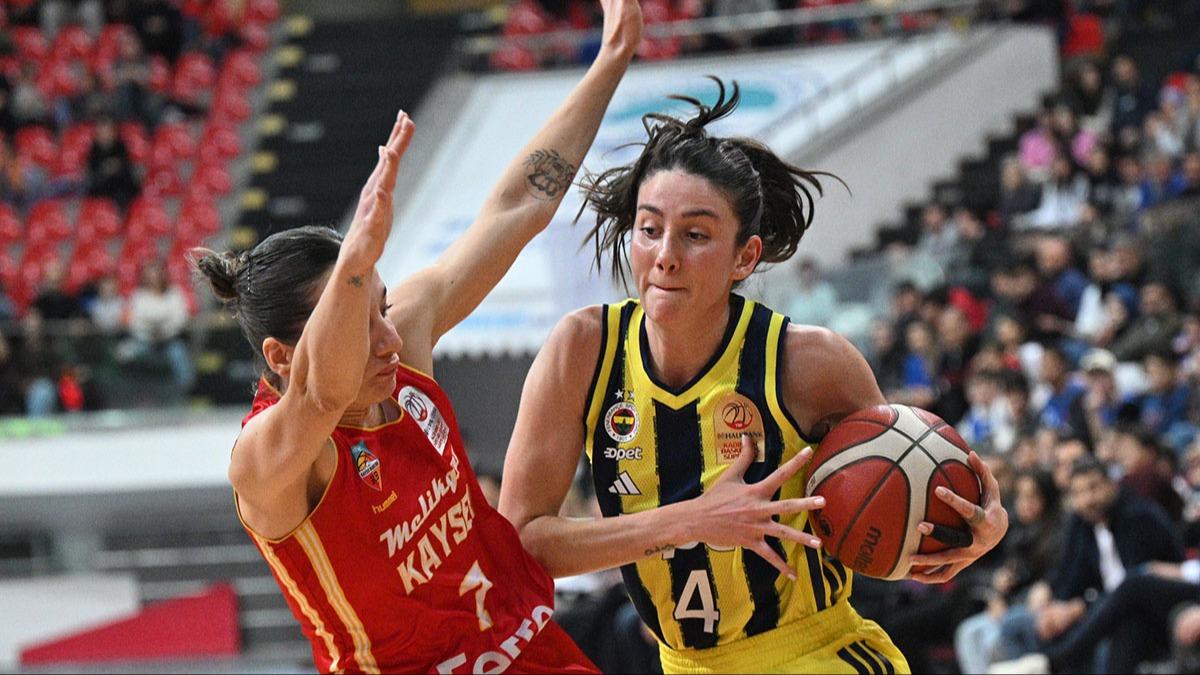 Fenerbahe Opet, Kayseri'den galibiyetle dnd