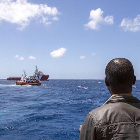 Girit aklarnda tekne facias! 18 gmen hayatn kaybetti