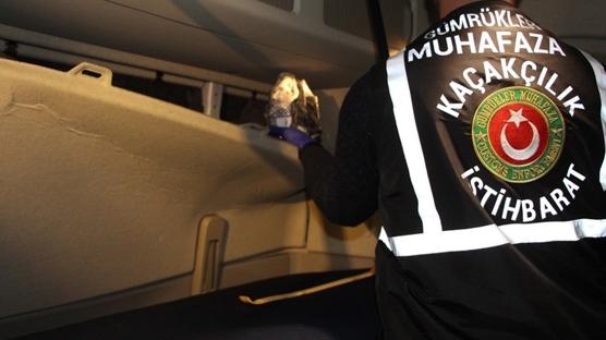 Gümrük Muhafaza'dan zehir tacirlerine darbe
