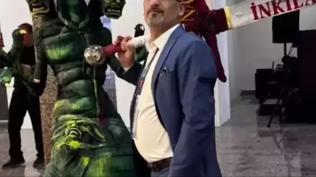 stanbul'da 'heykel' provokasyonu