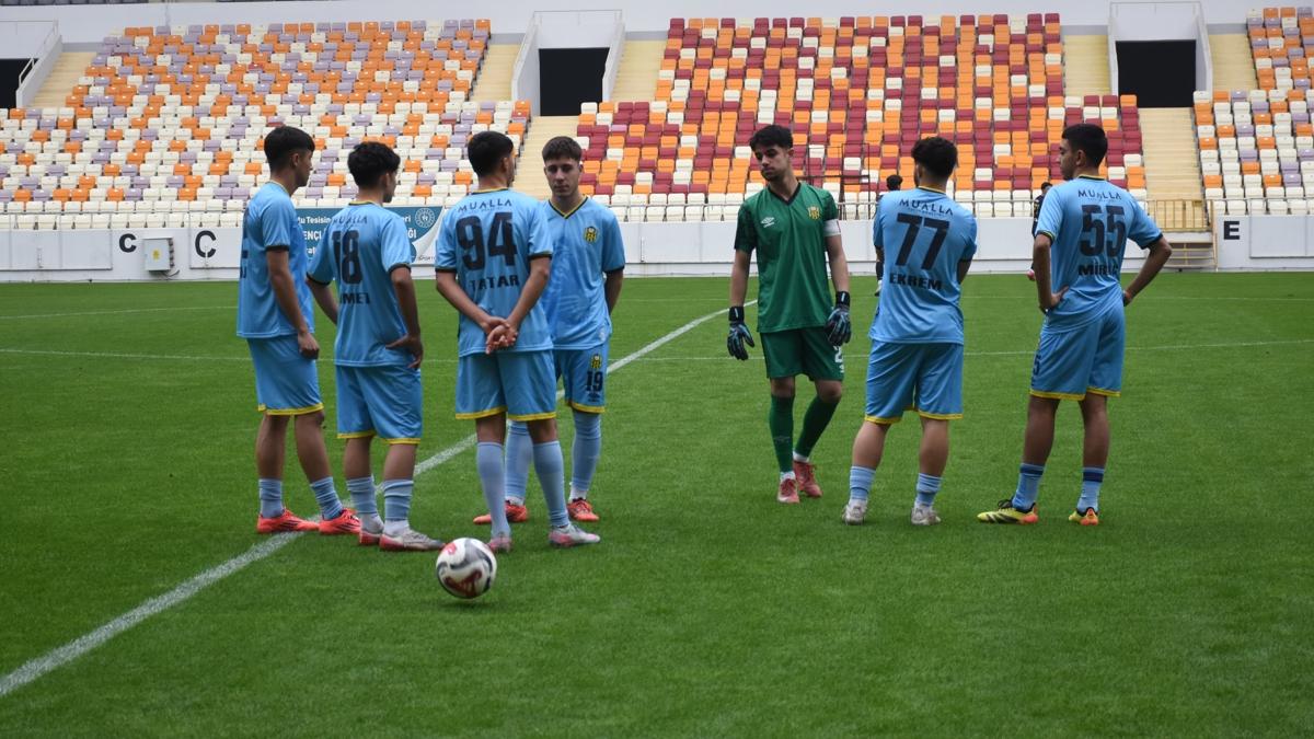 Yeni Malatyaspor 7 oyuncuyla sahaya kt, ma tatil edildi