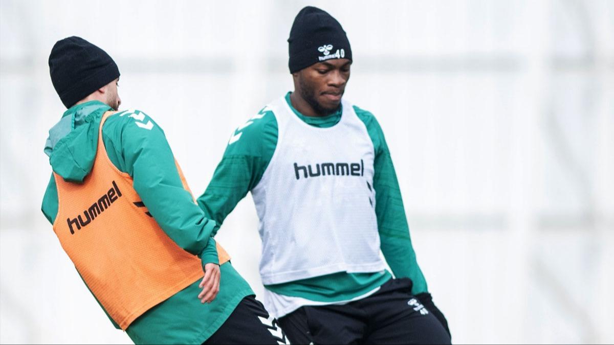 Konyaspor'da Fenerbahe mesaisi balad