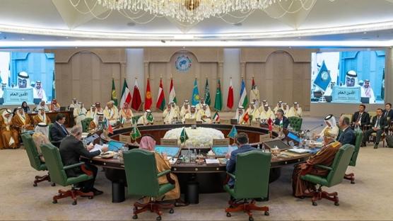 Krfez birlii Konseyi'nden ran'a yaknlama mesaj