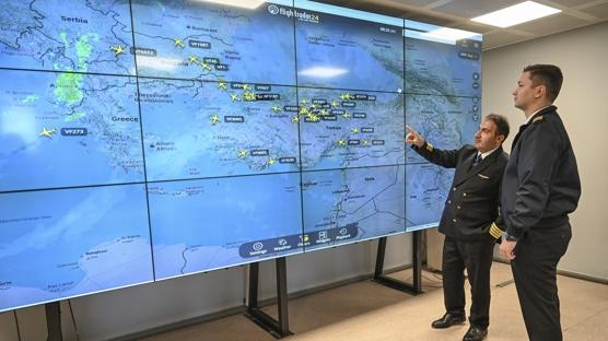 Uçaklar, havacılığın 'yer pilotları' dispatcherlerin kontrolünden geçmeden uçmuyor