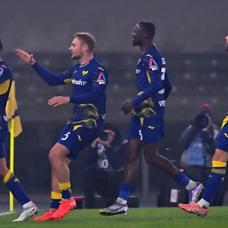 Verona, sezonun ilk galibiyetini ald