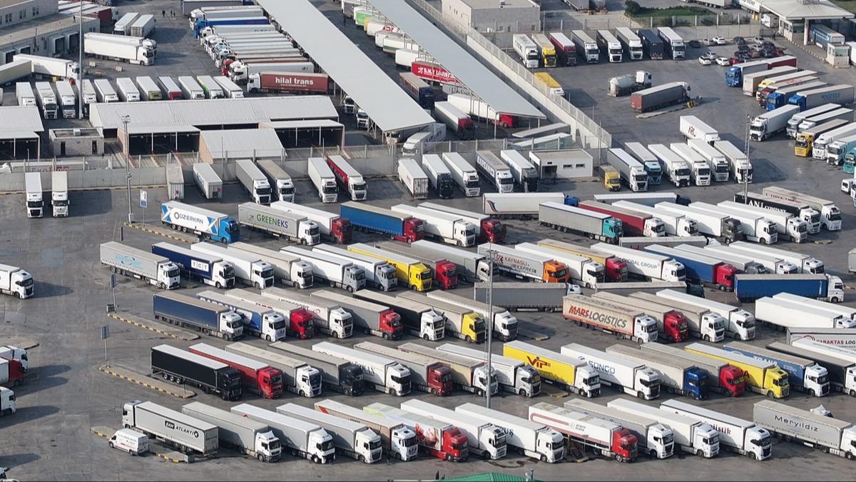 Tır geçişleri durdu