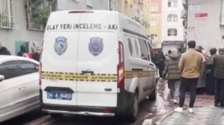 Zeytinburnu'nda bir taksici, evinin önünde bıçaklanarak öldürüldü