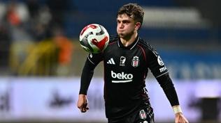 Beikta'ta Rdvan Ylmaz yeniden 11'de