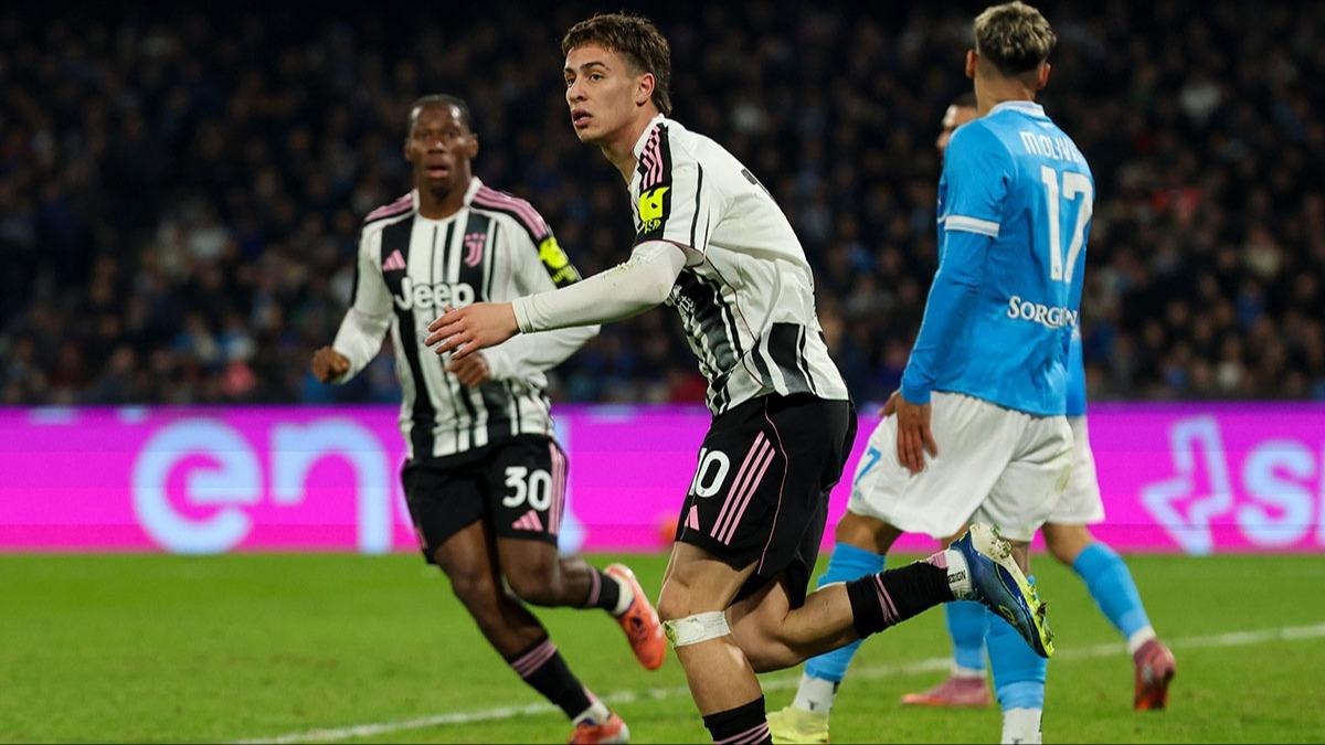 Juventus, Napoli'yi geemedi
