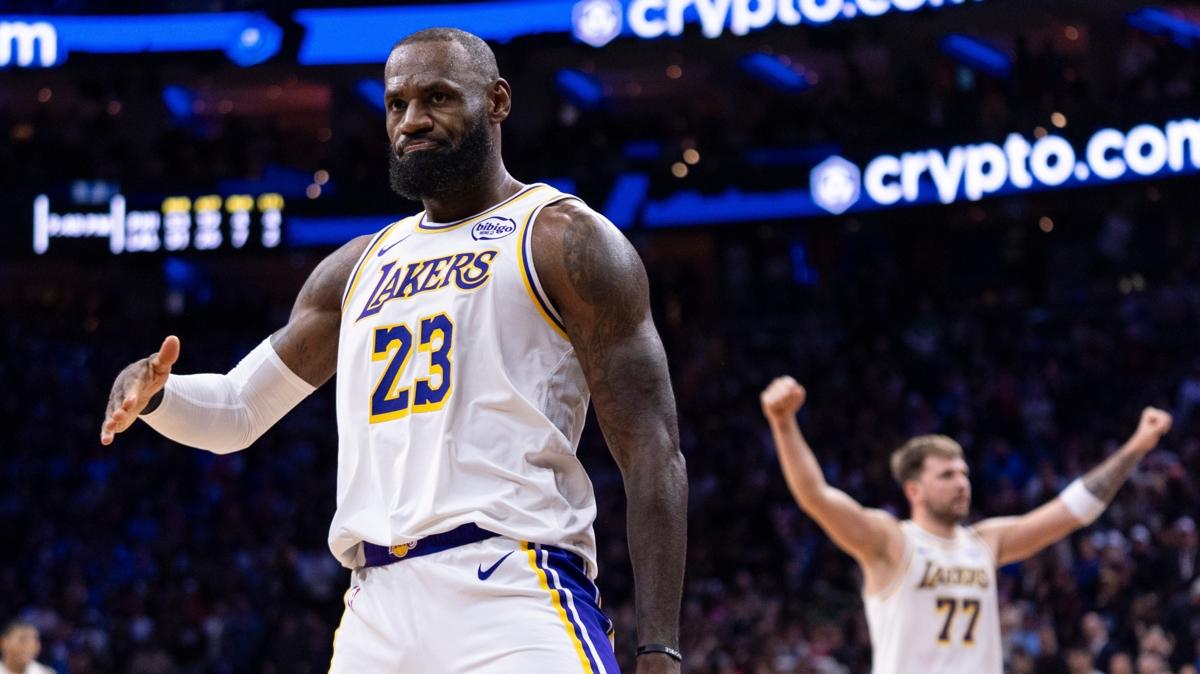 LeBron James ma domine etti, Lakers kazand